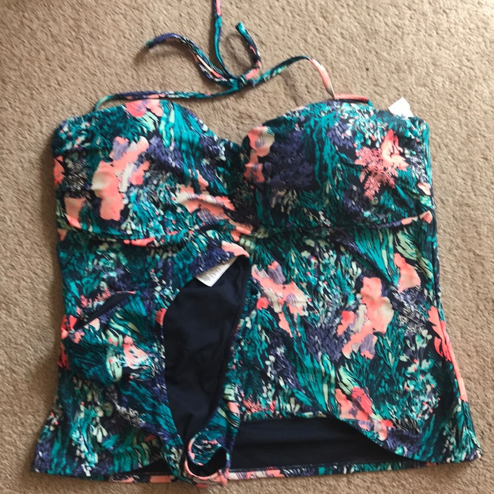 NWT Tankini